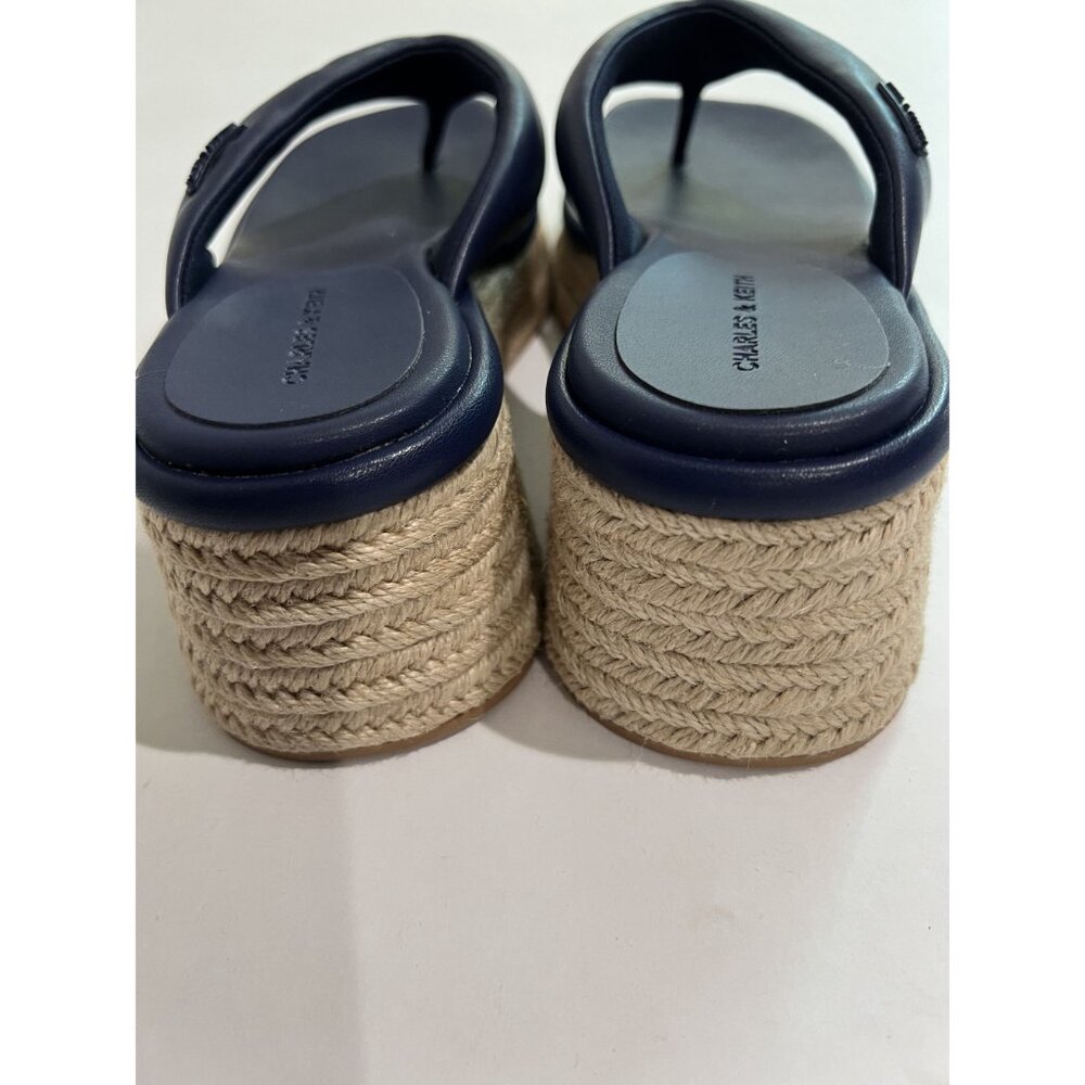 Charles & Keith Espadrille Thong Sandals in Dark Blue - Picture 4 of 7